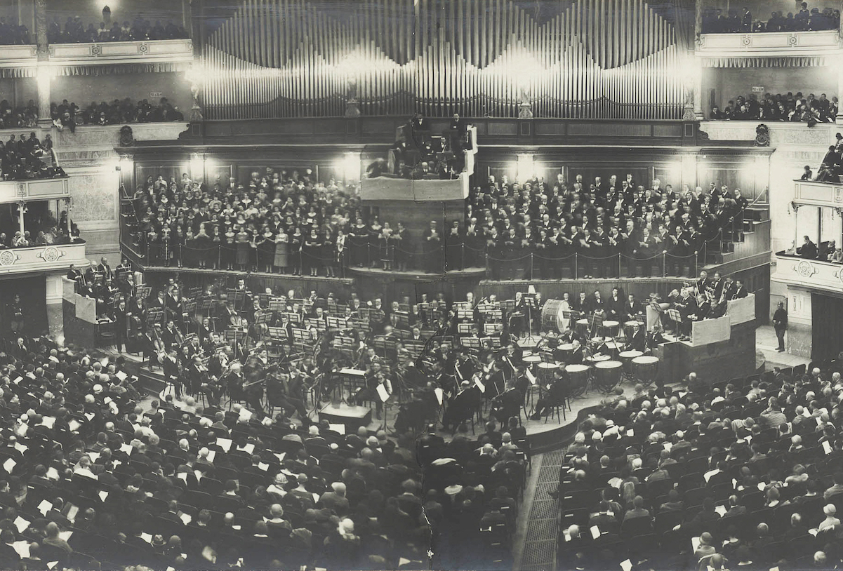 Augusteo Orchestra (Santa Cecilia Orchestra) in 1926