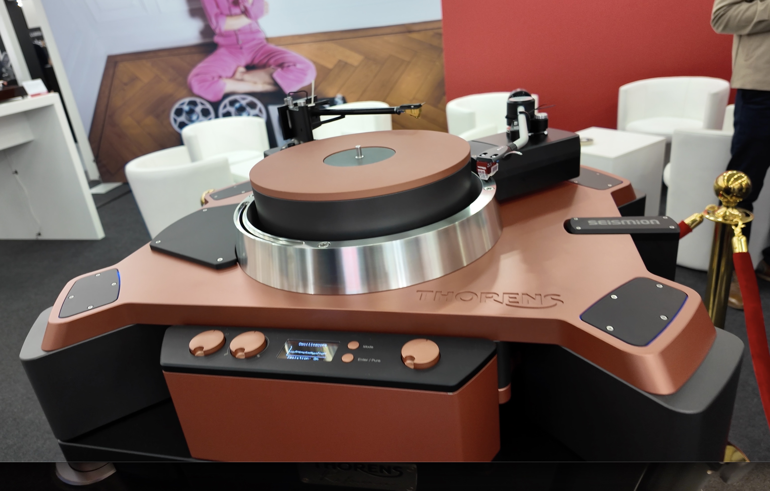 Thorens super table