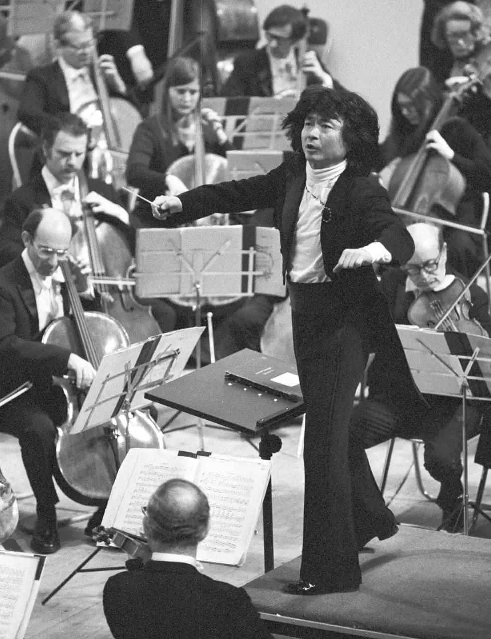 Seiji Ozawa conducting Boston Sumphony Orchestra 1978